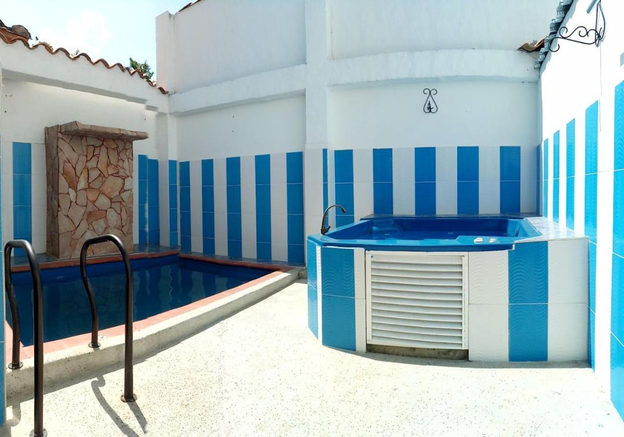 Hotel Central Graciela Valle de San Jose Bagian luar foto