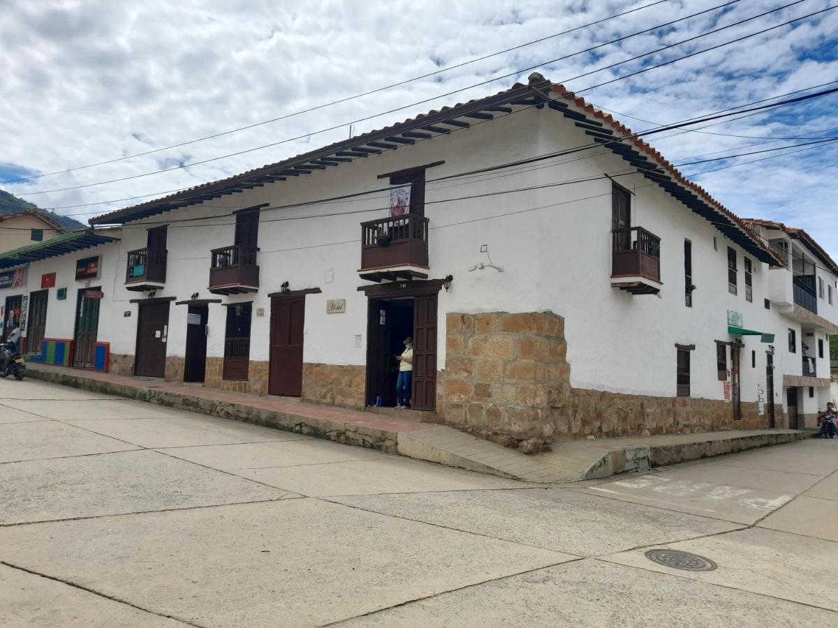 Hotel Central Graciela Valle de San Jose Bagian luar foto